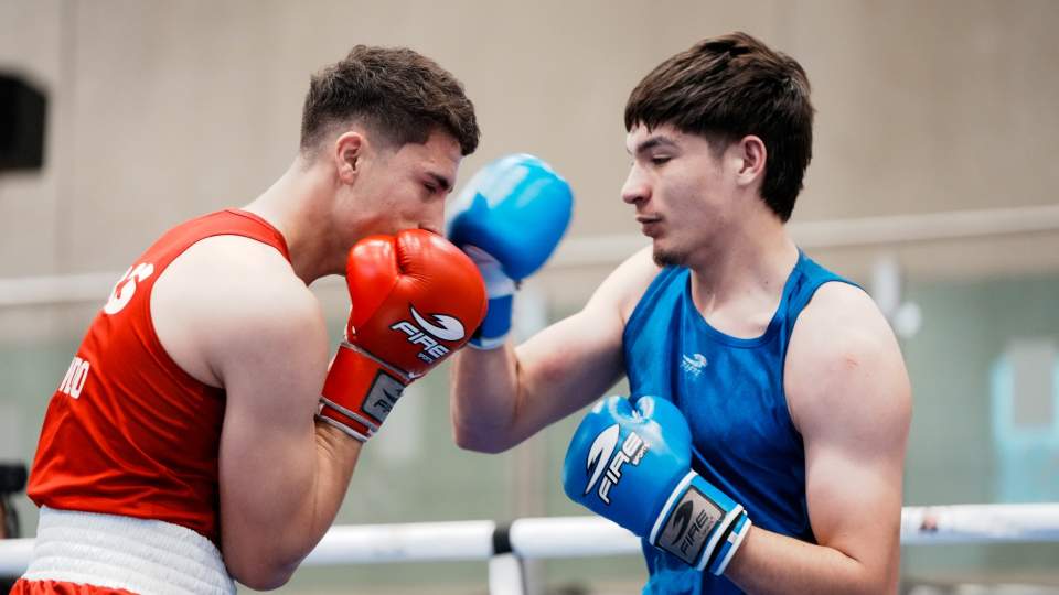 BOXEADOR SONORENSE TERMINA CON  PLATA EN EL NACIONAL ELITE DE BOXEO 